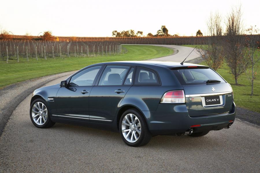 Holden Commodore VE Calais V Sportwagon 2008 года  (фото 38 из 46)